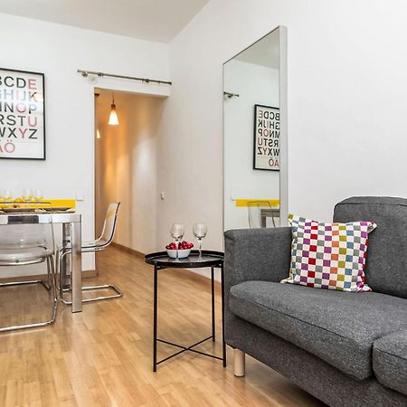 Apartment Barcelona Centric Apartment By Interhome Dış mekan fotoğraf
