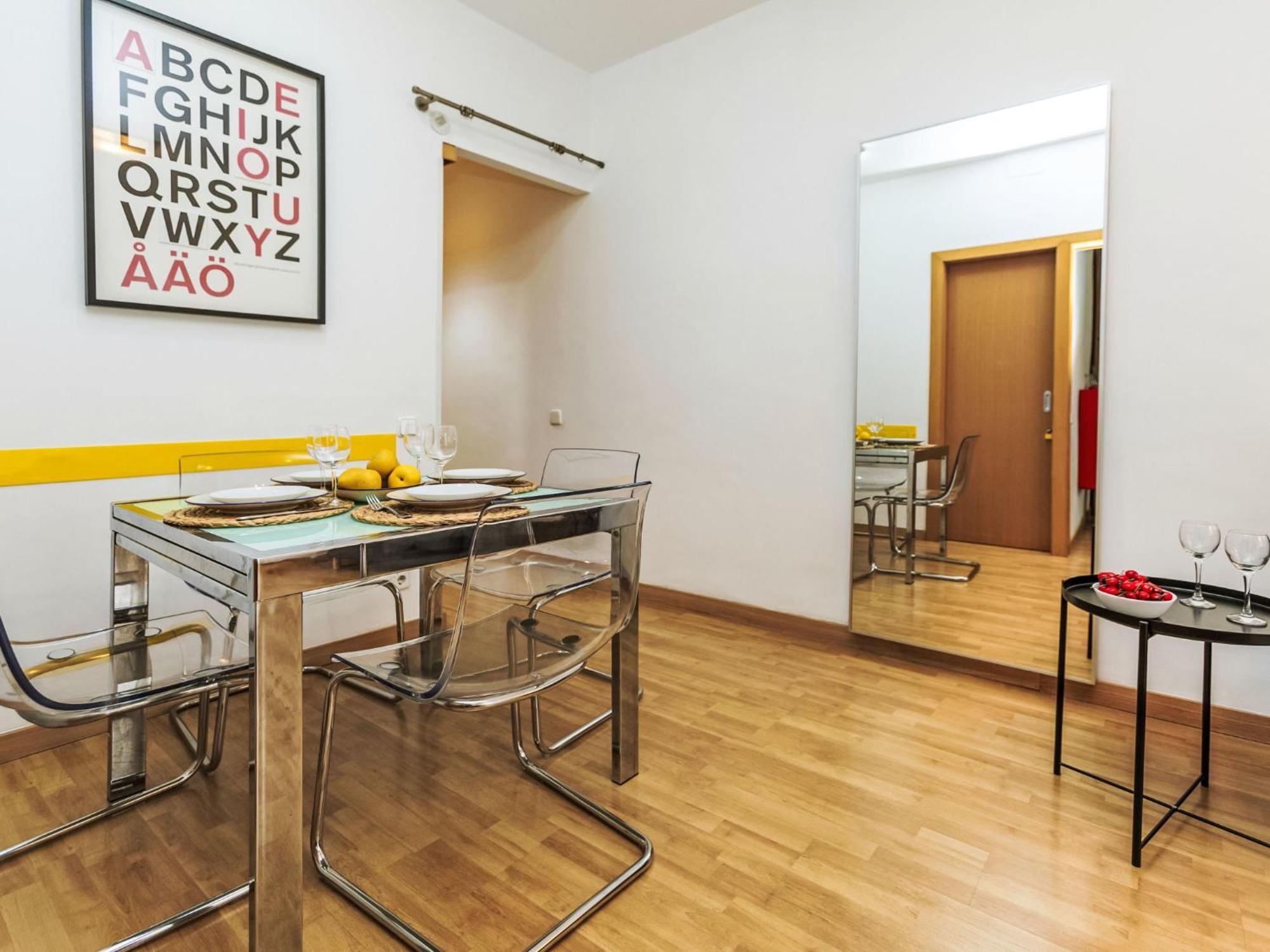 Apartment Barcelona Centric Apartment By Interhome Dış mekan fotoğraf
